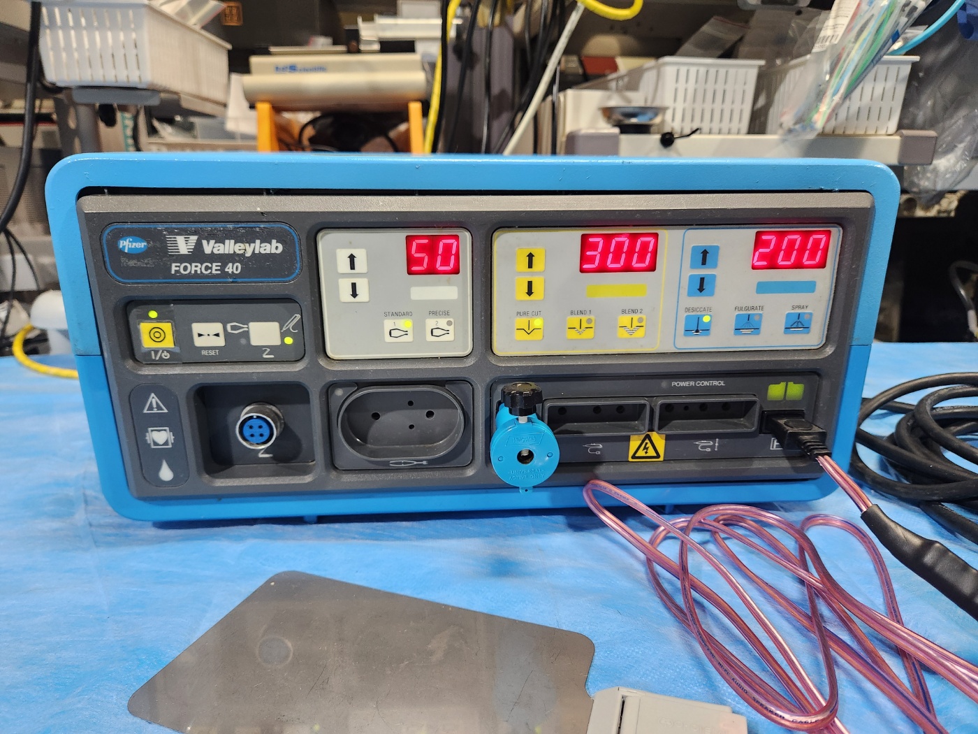 Valleylab Force 40 Electrosurgical Generator