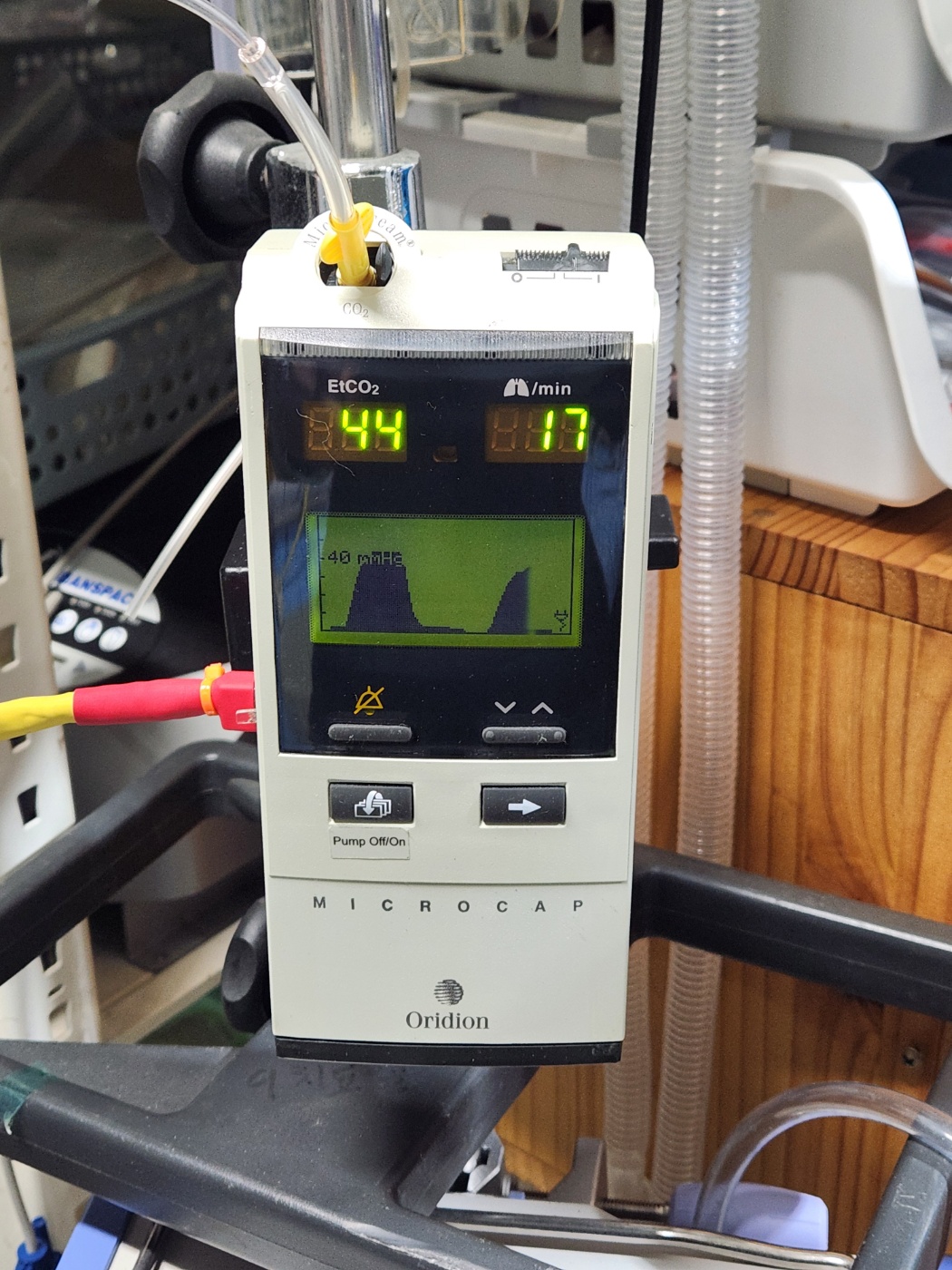Microcap Plus  sidestream   Patient Monitor