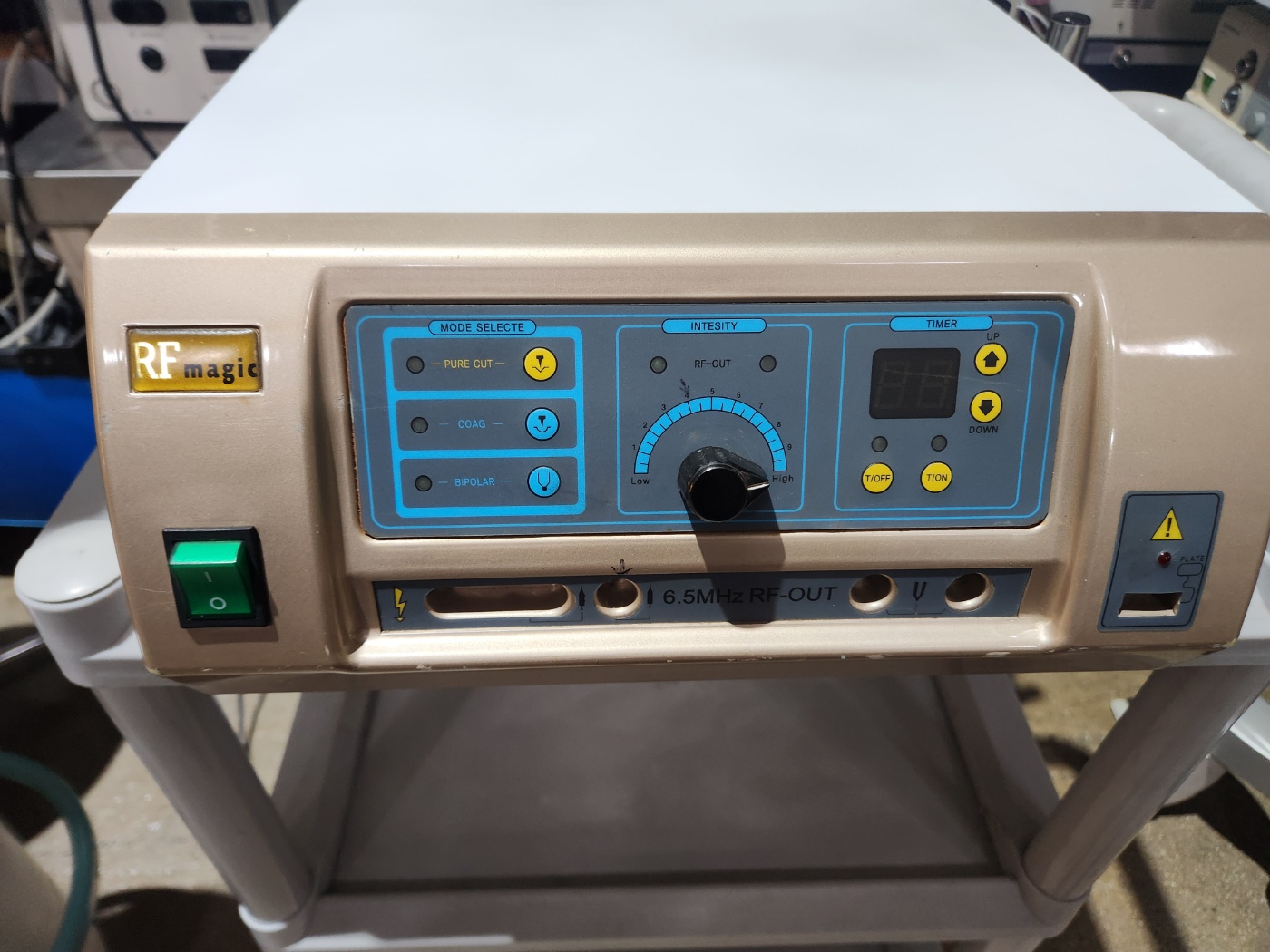 RF -250  6.5MHZ Radiofrequency Electrosurgical unit