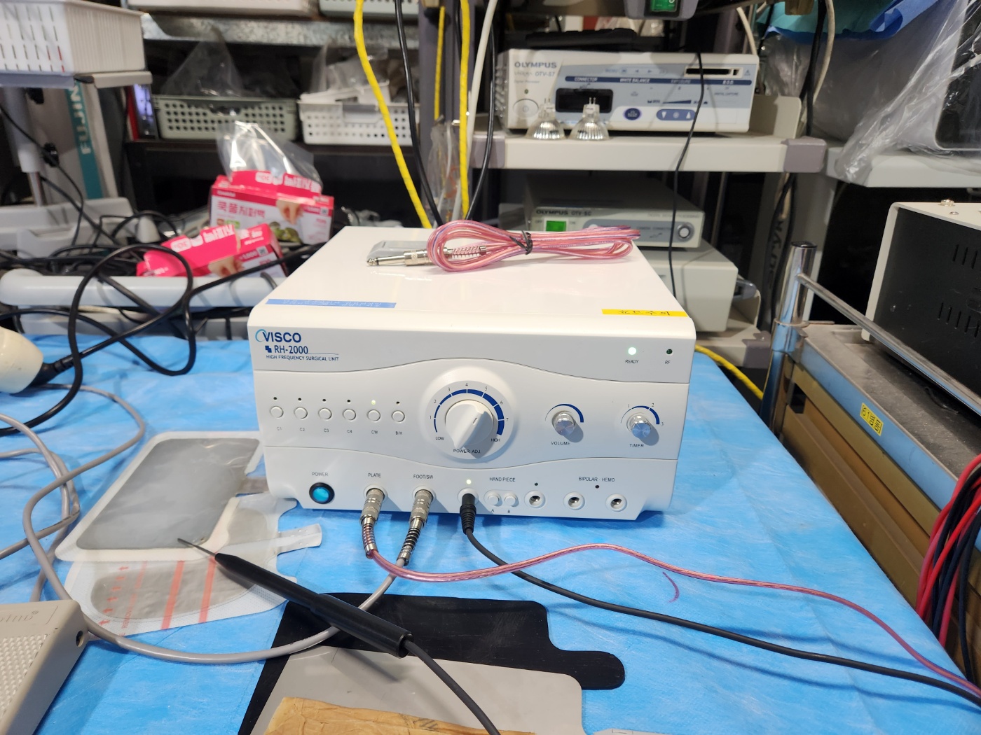 VISCO RH 2000 Electrosurgical Unit