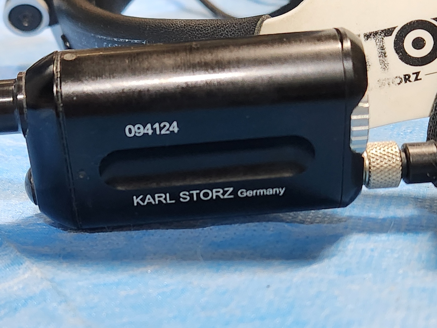 Karl Storz   Surgical LED Head Light