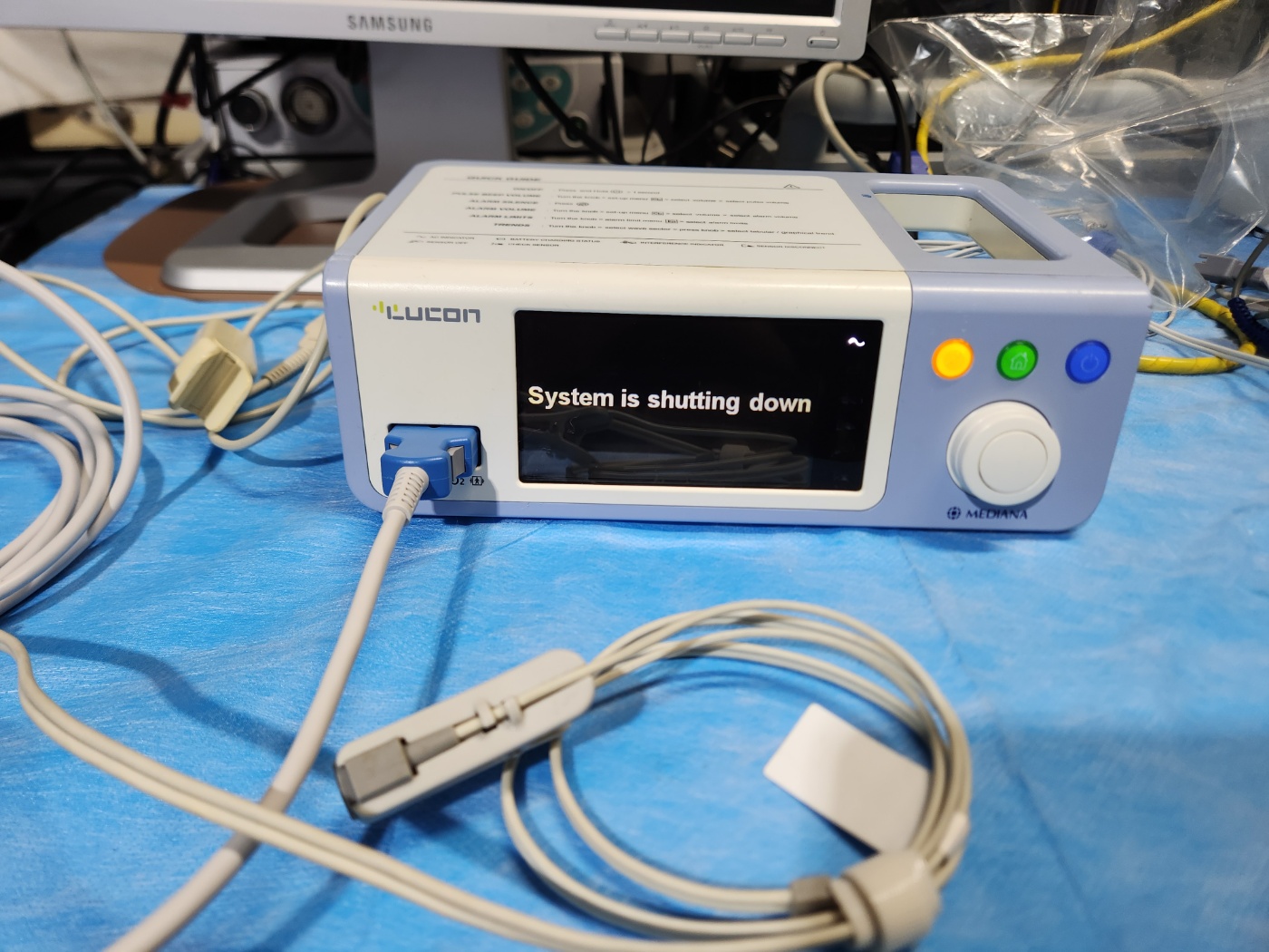 MEDIANA P30 산소포화도 측정기