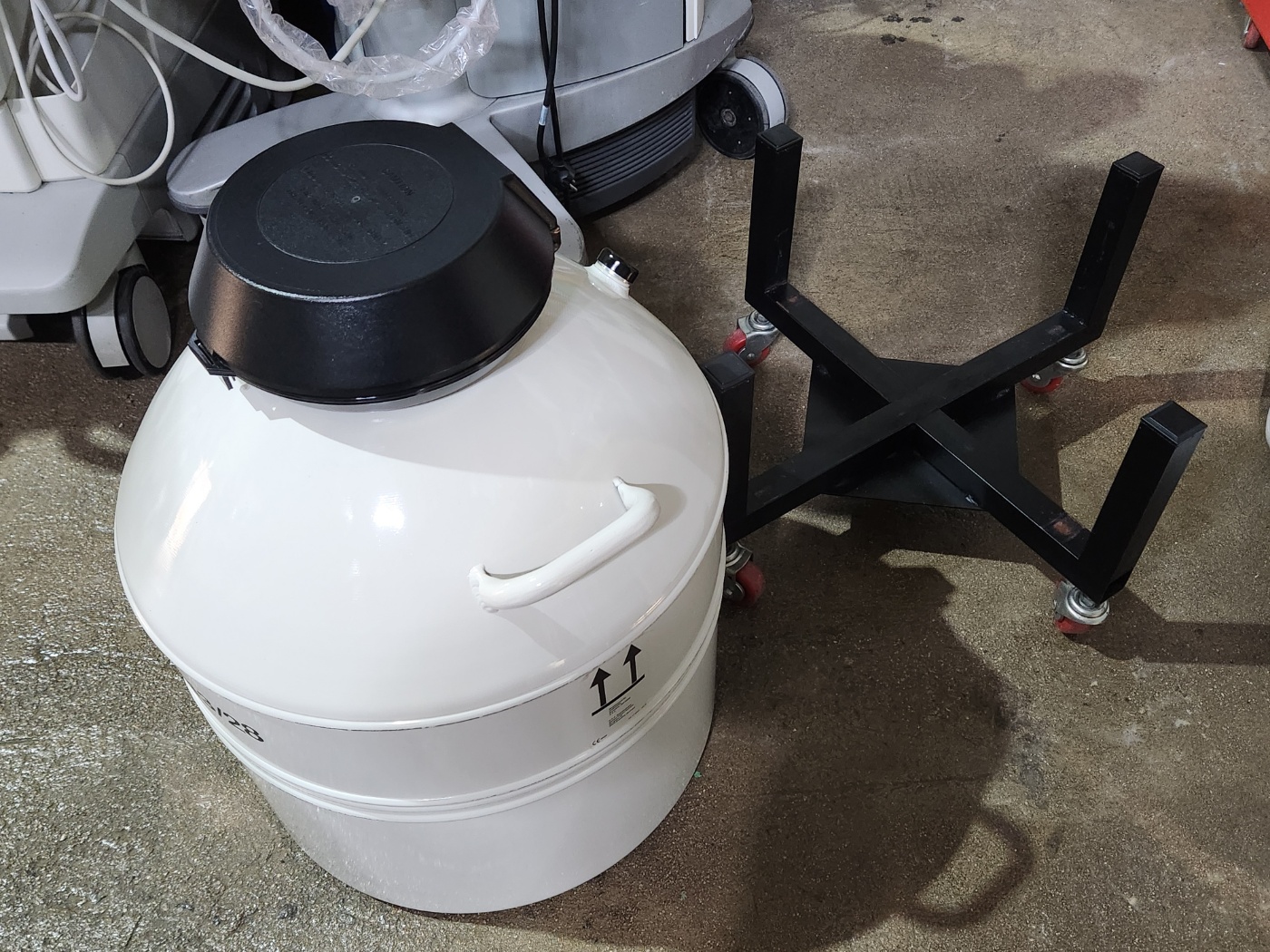 MVE XC 43/28 Cryogenic Freezer