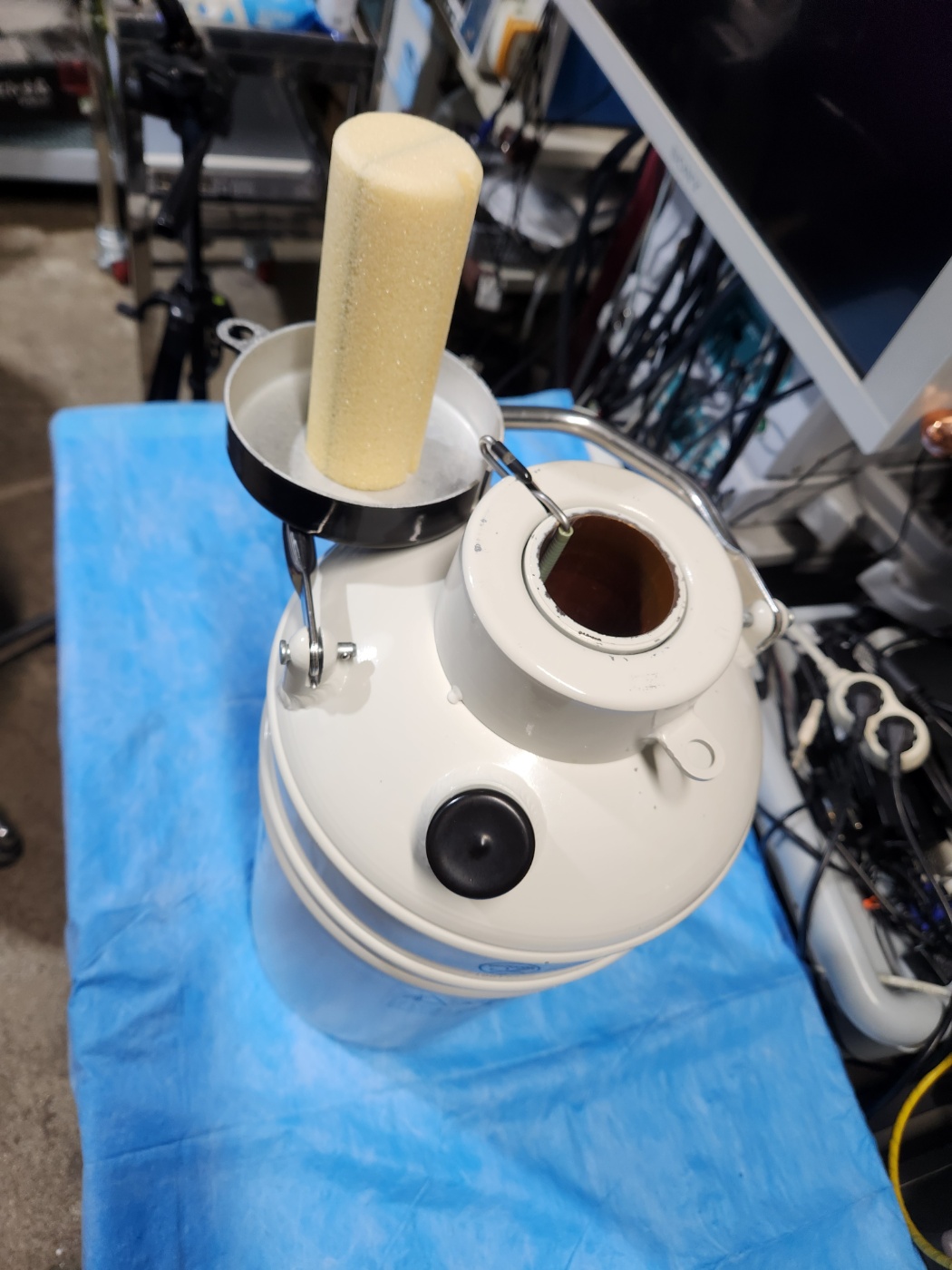 MVE SC 4/3V Cryogenic Freezer