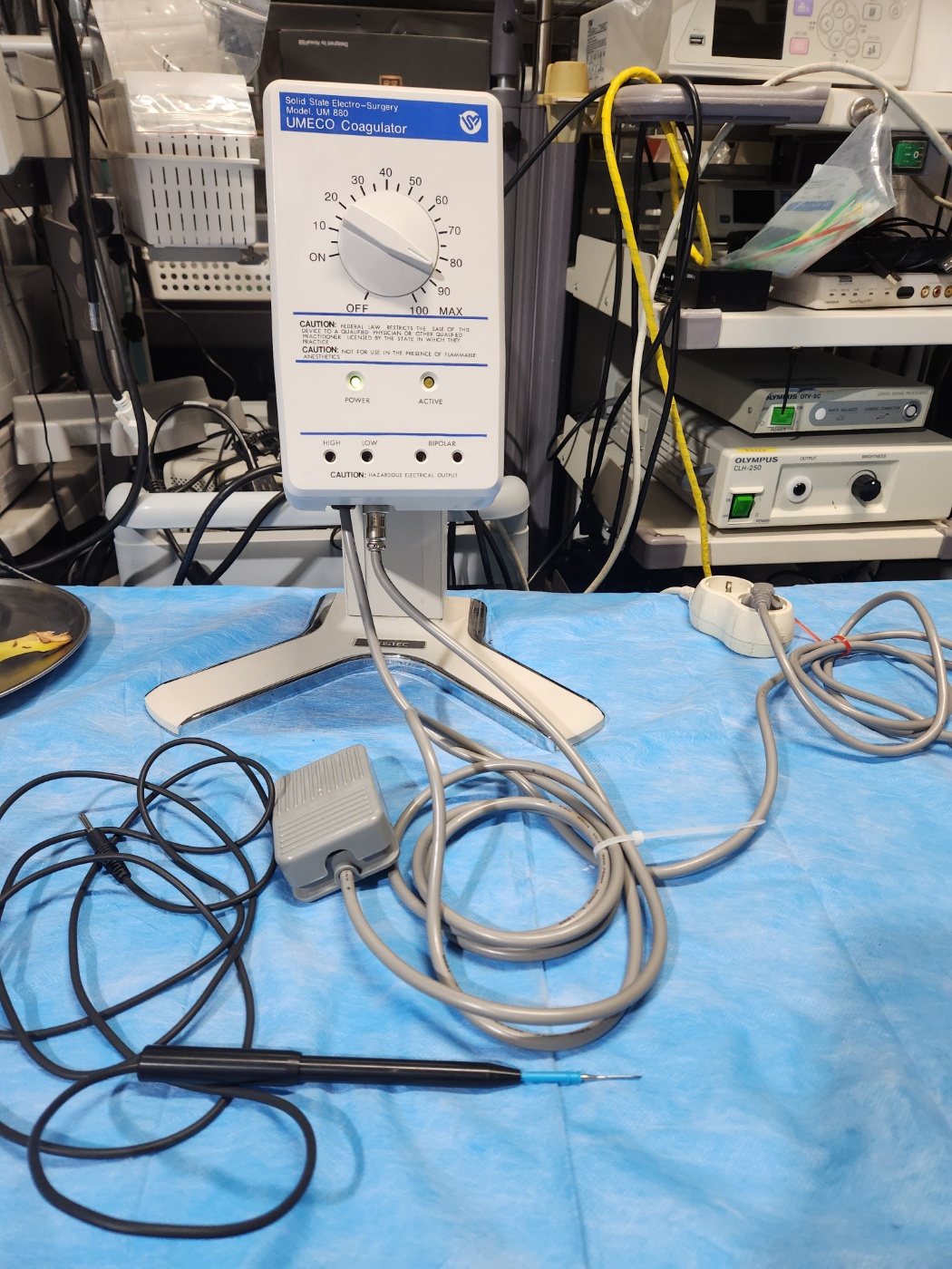 UMECO UM 880 solid state Electro surgery