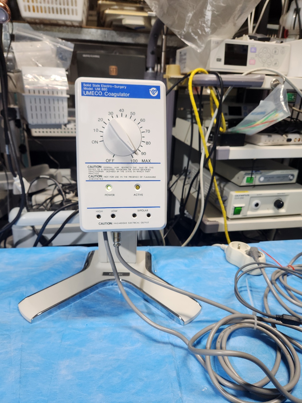 UMECO UM 880 solid state Electro surgery