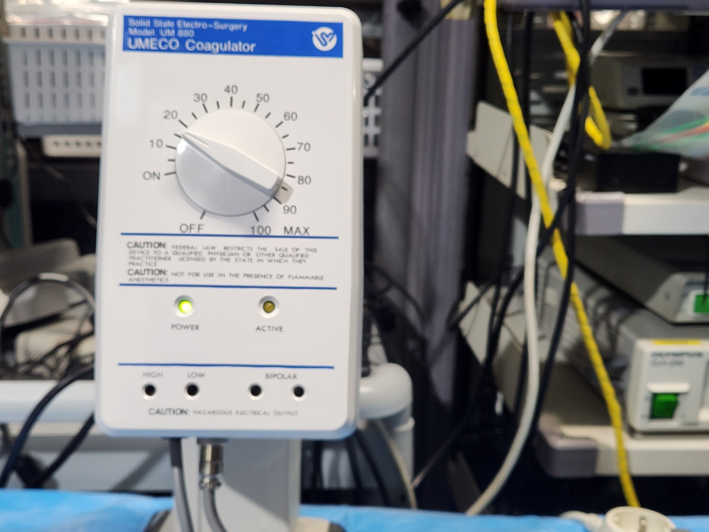 UMECO UM 880 solid state Electro surgery