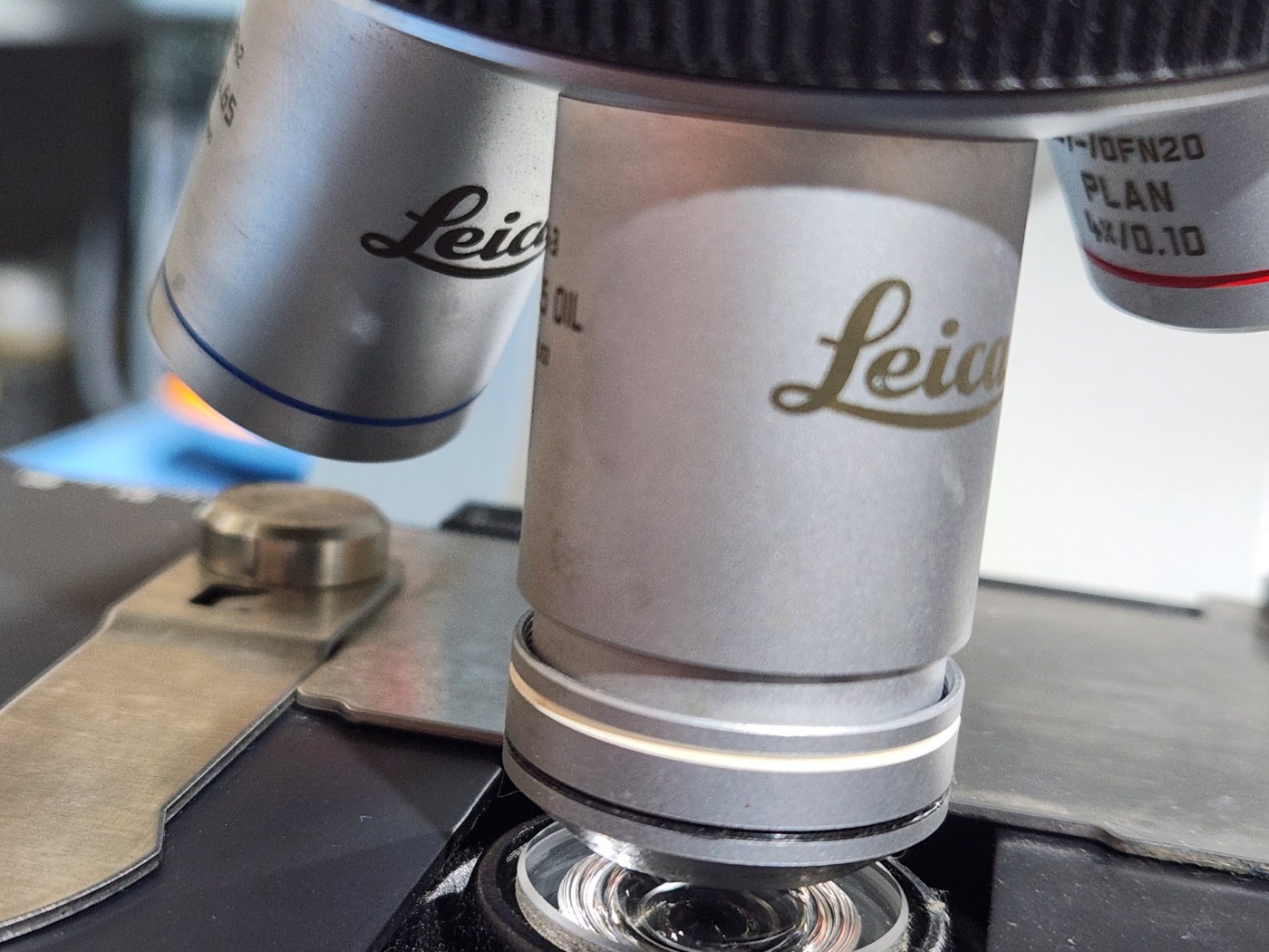 LEICA DM500