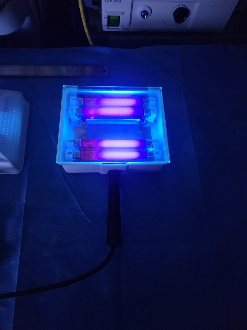 Derma-Lamp Wood-Lamp